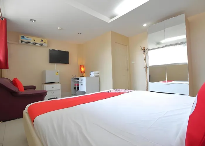Отель Diamond Silom