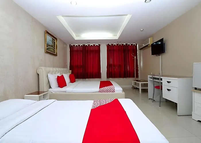 Отель Diamond Silom