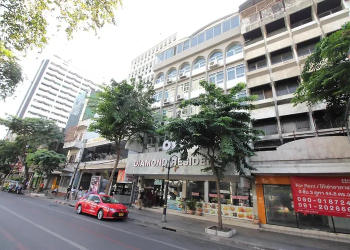 Diamond Silom Отель