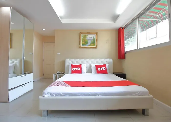 Diamond Silom 3* Бангкок