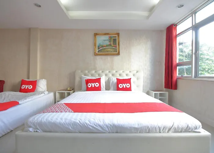 Diamond Silom Hotel