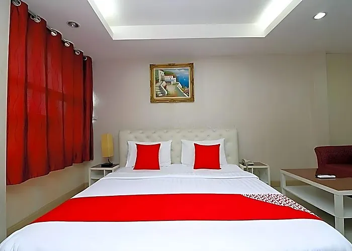 Diamond Silom Hotel 3*